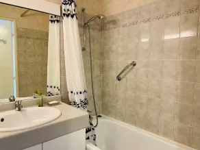 Bright Apartment 400m from Beach & Casino with Parking, Balconies, and Modern Amenities - Image 2