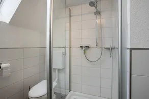 Apartment 'Ferienwohnung 2, 80qm' with Mountain View, Shared Garden and Wi-Fi - Image 4