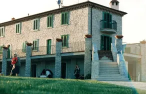 Restaureret bondegård i landskabet Molise - Image 3