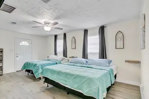 Your Bridge City Bliss Awaits in this 3 Bdrm Gem! - Image 5
