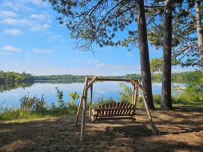 Crooked camper with stunning views just steps from the lake - Image 3