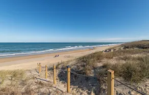 Sunday Drive - Nags Head MP 15, Oceanfront, Private Walkway to Beach, Pool, Hot Tub - Image 3