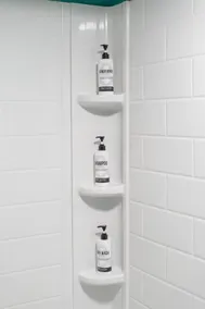 Donny's Den - Image 4