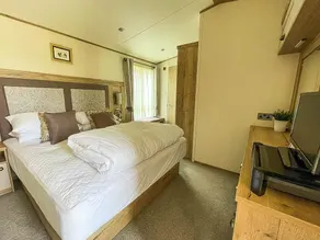 Modern Caravan With Large Decking Area, Ref 60057Ch - Image 4