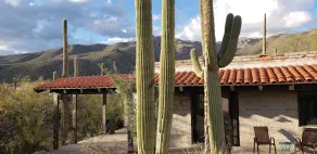 New listing! Cozy casita with breathtaking views of Mt Lemmon - Image 5