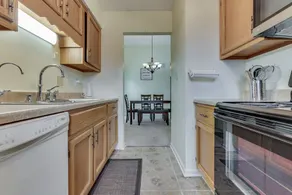 Cozy two bedroom condo in a safe neighborhood. - Image 5