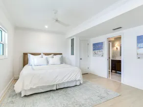 Beachfront Penthouse Condo - Image 3