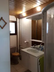 CHAMONIX Stor varm lejlighed, smagfuldt indrettet, R. D.C. et sommerhus. - Image 2