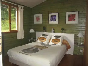 Vacation home for 4 people with PRIVATE SWIMMING POOL - Image 4