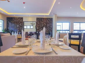 Executive Stand Alone 5 Schlafzimmer Villa möbliert - Image 3