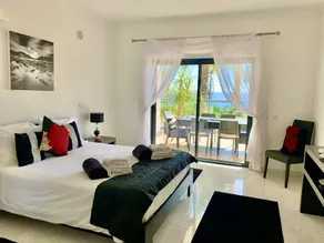 5* STAR OCEAN VIEW - BEACHSIDE  APARTMENT - 2 Pools, Sauna, Jacuzzi Hot Tub, Gym - Image 4