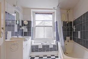 Eventide - Three Bedroom Cottage, Sleeps 5 - Image 3