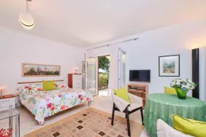Apartamento de férias com ar-condicionado e terraço - Image 5