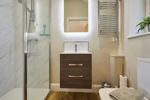 Host & Stay - Toad Cottage - Image 2