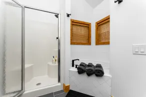 Arcade room ~ Hot Tub ~ Firepit ~ BBQ ~ King beds ~ Nearby Wineries/Breweries - Image 3