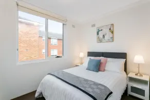 Mosman - PUNCH- Punch Street - Sunny Top-Floor 2BR with Balcony, Leafy Views Garage Near Balmoral Beach - Image 4