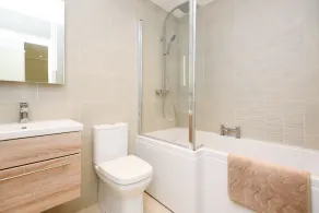Splendida casa con vista sul fiume Looe. Parcheggio gratuito. Wifi gratis. - Image 3