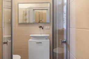 Apartamento 'Kurfürstensuite' com terraço partilhado e acesso Wi-Fi - Image 2