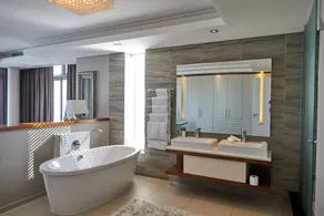 The Residences at Crystal Towers - Image 3