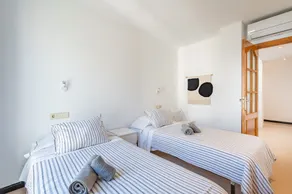 Holiday Home \"Can Marineta\" in Portixol Harbour, Palma with Rooftop Terrace - Image 5