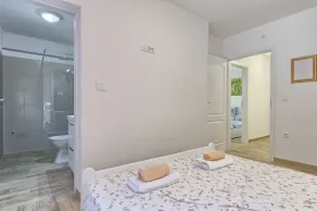 Noelene - Cozy house, Private Pool, BBQ, Quiet area, Privacy - Image 3
