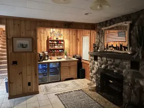 Log home Lake Koshkonong and Rock River ! - Image 2