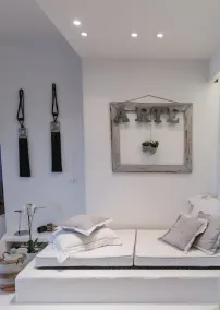 Apartment surrounded by greenery, 5 minutes from the beach! - Image 5