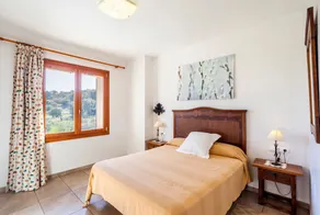 Rural Villa with pool and a view – Villa Rote - Image 5