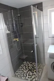 Small studio / Furnished rental - Image 3