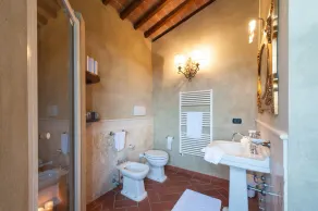 Country House / Farm House em Rapale com 9 quartos e capacidade para 20 pessoas - Image 4
