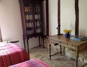 Casa con tejado de paja en los bancos del Sena - Image 4