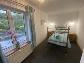 Two Bedroom Property with parking  a short walk fro the lake and Bowness Centre - Image 4