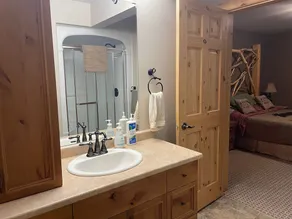 Cabin 200 - Riding Mountain Luxury Cabins - Image 2