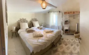 Charming farmhouse in a quiet location - Image 5