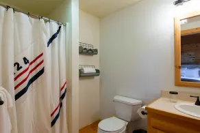 Cheerful Two Bedroom Cabin - 10 minutes to Camden! - Image 2