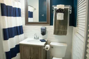 Blissful, serene waterfront Deerfield Beach retreat. Close to the beach. - Image 3
