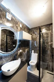 Cool Cozy Apartment - Image 2