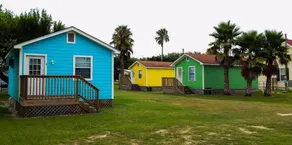 BayShore Lodge 123 – Yellow Cabin #2 in Port O’Connor, TX Prop ID:7580493 - Image 2