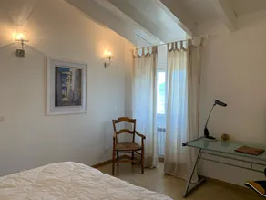 70m2 apartment on the first floor of a villa - Image 4