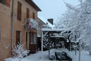 Gîte Laforest : maison mitoyenne dans corps de ferme rénové - Image 5
