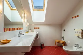 Appartamento 'Haus Rosengarten Apt C' con vista sulle montagne, terrazza privata e Wi-Fi - Image 3