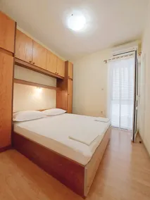 Apartments Ivica, (7889), Makarska, hr - Image 3