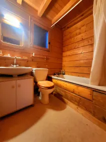 Maison de bois finlandaise au pied des pistes - Image 3