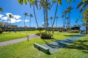 BeachFront 1BR Ocean Views Pool Hot Tub- Napili Shores H262 - Image 2