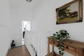 4 Bed House - Sleeps 6 - Garden Pets Wifi - Image 2