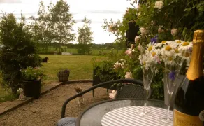 1 Bed Flat - Sleeps 3 - Pets - Parking - Wifi - Image 5