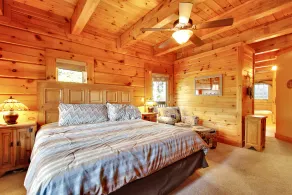 Fox Hollow Lodge- Plenty of space to relax in this 6 bedroom cabin! - Image 4