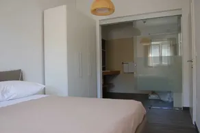 Comfortable Apartment With Roof Terrace and Sea View - Image 5