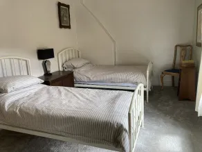 A cosy retreat, ideal for walks and quiet relaxation. Pet friendly! - Image 4