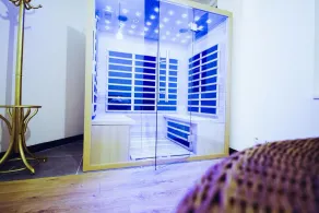The Old Hotel Ravel Centre - Image 5